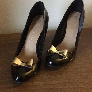 Lauren Conrad black heels with gold bow